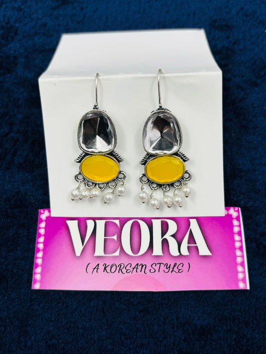 Luxery Best stud with yellow colour Earrings set Of 1